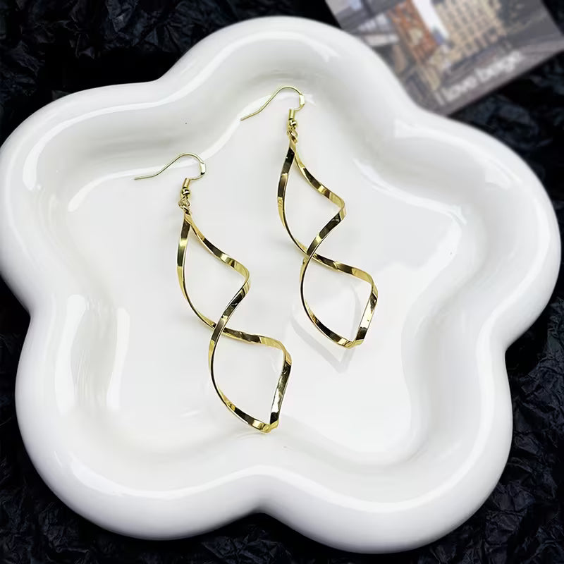 Spiral Dangle Earrings | Gold