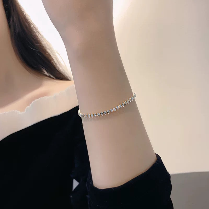 Vionelle Marquise Tennis Bracelet | Gold