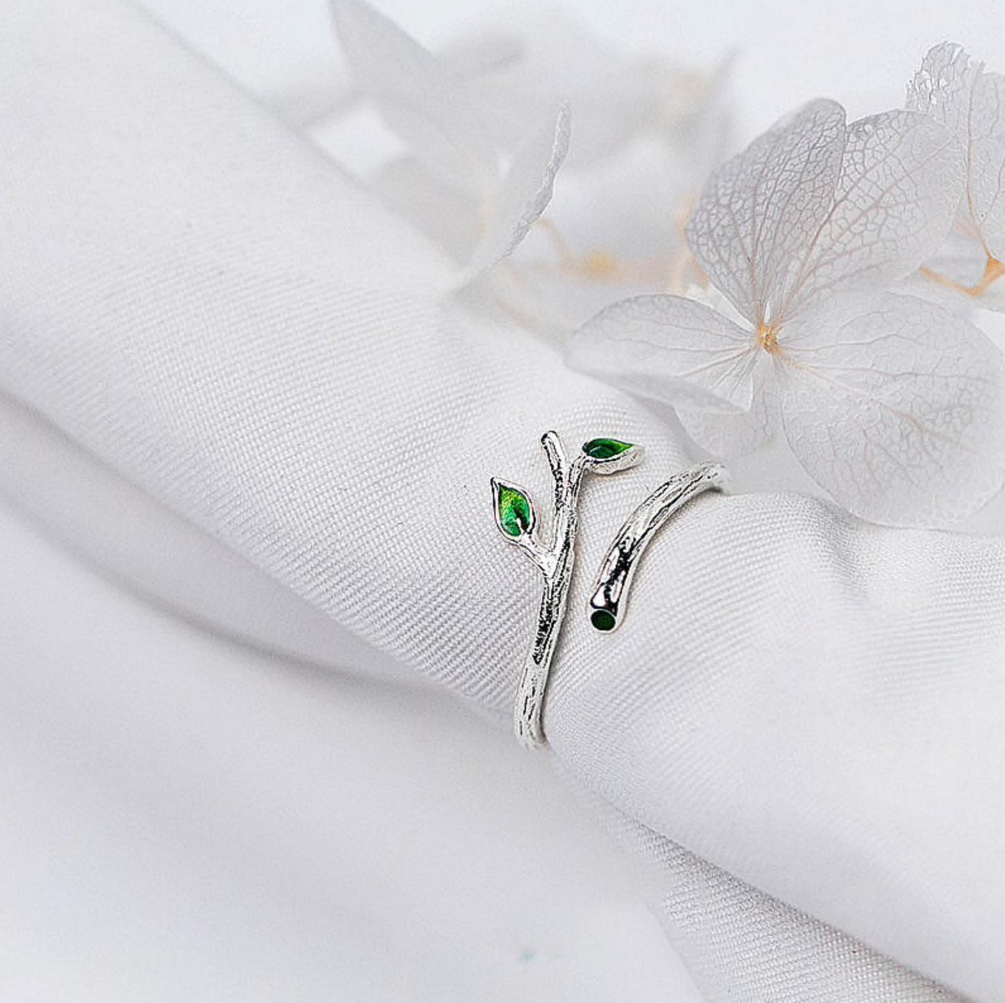 Green Vine Ring